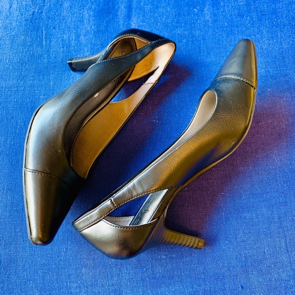 NWOT Black Vegan Comfort Heel Pump 8.5 - Picture 5 of 6